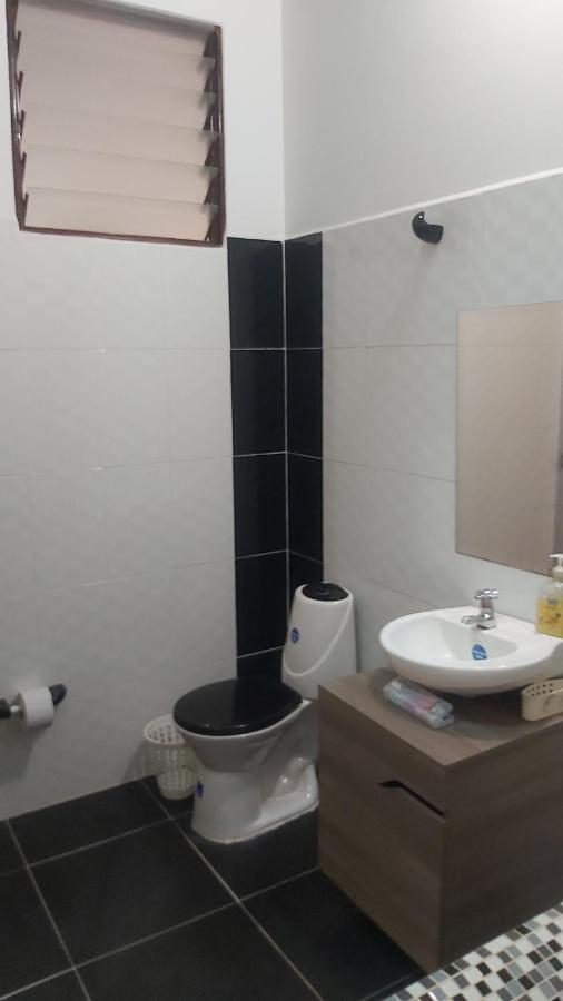Home Acacias